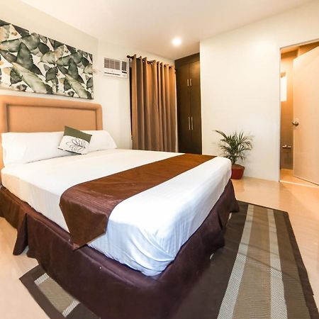 Verovino Suites Cebu Exterior foto