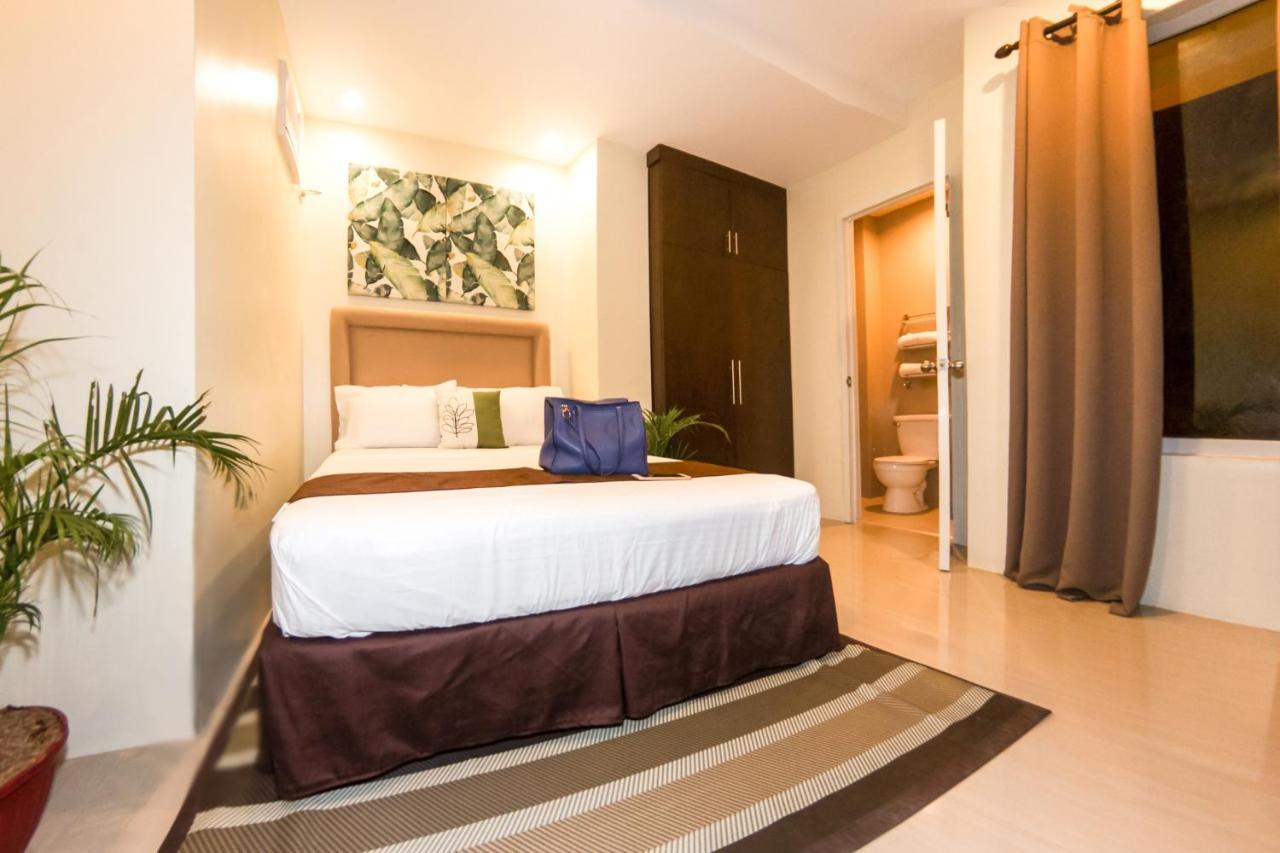 Verovino Suites Cebu Exterior foto
